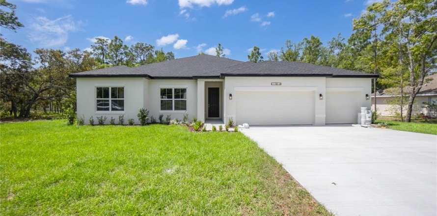 Casa en Homosassa, Florida 4 dormitorios, 194.35 m2 № 1849902