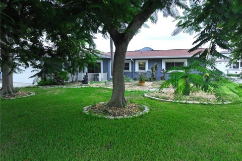 Casa en venta en Tampa, Florida, 3 dormitorios, 216.65 m2 № 1911238 - foto 5