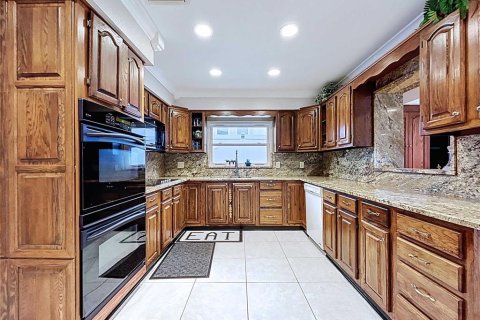 Casa en venta en Tampa, Florida, 3 dormitorios, 216.65 m2 № 1911238 - foto 22