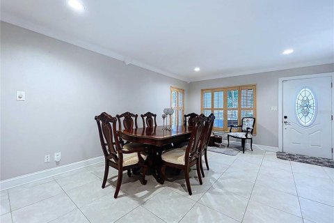 Casa en venta en Tampa, Florida, 3 dormitorios, 216.65 m2 № 1911238 - foto 10