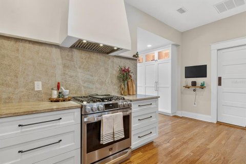 Villa ou maison à vendre à Tampa, Floride: 3 chambres, 261.89 m2 № 2142020 - photo 17