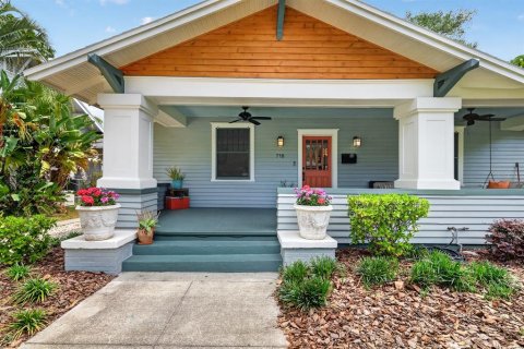 Villa ou maison à vendre à Tampa, Floride: 3 chambres, 261.89 m2 № 2142020 - photo 2