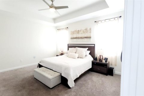 House in STOREY LAKE in Kissimmee, Florida 4 bedrooms, 201.23 sq.m. № 1589879 - photo 8