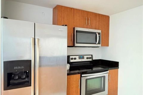 Condo in Miami, Florida, 3 bedrooms № 2262124 - photo 9