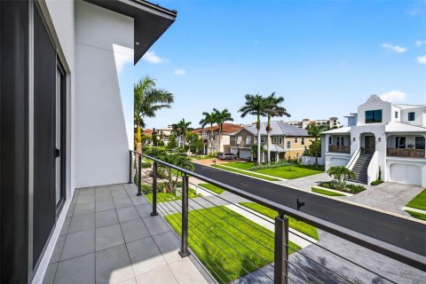Casa en venta en Redington Shores, Florida, 4 dormitorios, 328.22 m2 № 1798493 - foto 26