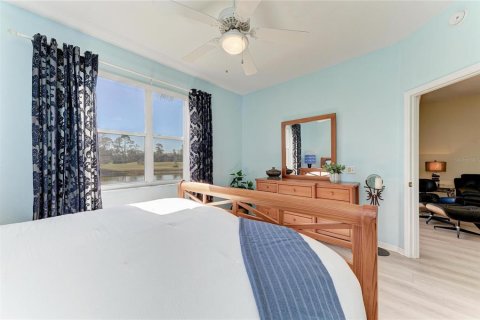 Condo in Sarasota, Florida, 2 bedrooms № 2099244 - photo 24