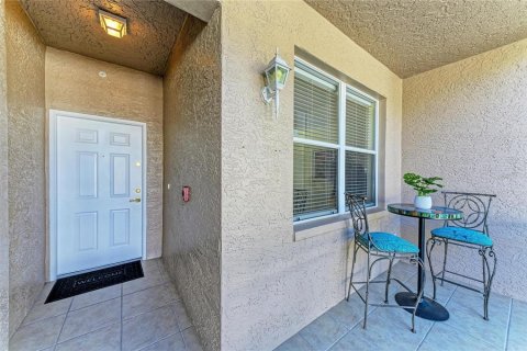 Condo in Sarasota, Florida, 2 bedrooms № 2099244 - photo 4