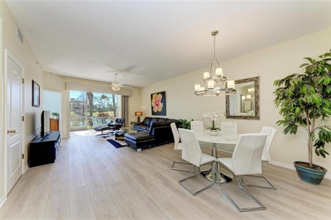 Condo in Sarasota, Florida, 2 bedrooms № 2099244 - photo 7