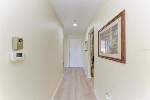 Condo in Sarasota, Florida, 2 bedrooms № 2099244 - photo 6