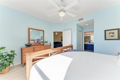 Condo in Sarasota, Florida, 2 bedrooms № 2099244 - photo 25