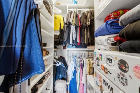 Condominio en venta en Miami, Florida, 1 dormitorio, 64.38 m2 № 2036101 - foto 18