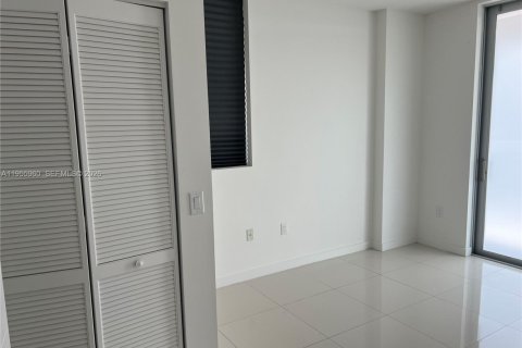 Condominio en alquiler en Doral, Florida, 3 dormitorios, 140.65 m2 № 2011770 - foto 7