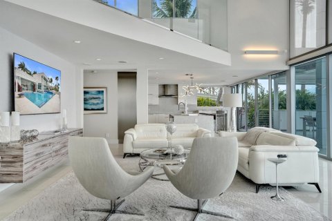 Casa en venta en Fort Lauderdale, Florida, 3 dormitorios, 304.53 m2 № 2268276 - foto 13