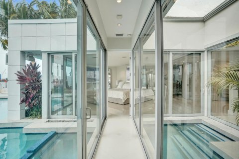 Casa en venta en Fort Lauderdale, Florida, 3 dormitorios, 304.53 m2 № 2268276 - foto 24