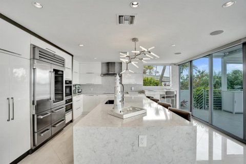Casa en venta en Fort Lauderdale, Florida, 3 dormitorios, 304.53 m2 № 2268276 - foto 21
