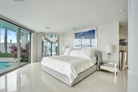 Casa en venta en Fort Lauderdale, Florida, 3 dormitorios, 304.53 m2 № 2268276 - foto 25