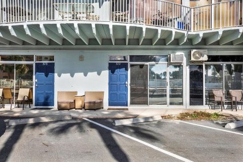 Copropriété à vendre à Indian Shores, Floride: 1 chambre, 48.49 m2 № 2316847 - photo 2