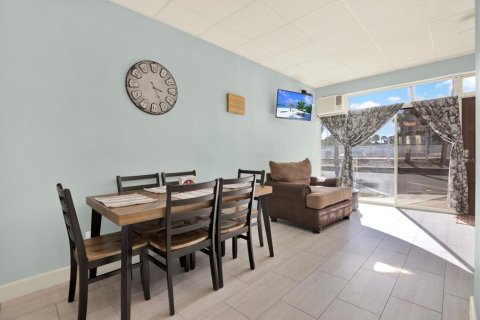 Copropriété à vendre à Indian Shores, Floride: 1 chambre, 48.49 m2 № 2316847 - photo 13