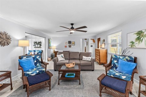 Villa ou maison à vendre à Venice, Floride: 2 chambres, 122.91 m2 № 2409011 - photo 8