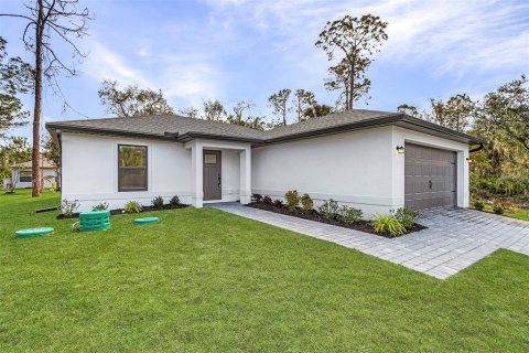 Villa ou maison à vendre à North Port, Floride: 3 chambres, 106.19 m2 № 2149401 - photo 2