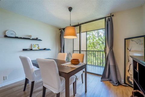 Condo in Clearwater, Florida, 1 bedroom № 2208887 - photo 12