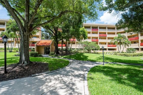 Condo in Clearwater, Florida, 1 bedroom № 2208887 - photo 4