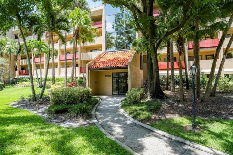 Condo in Clearwater, Florida, 1 bedroom № 2208887 - photo 3