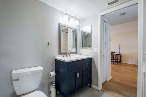 Condo in Clearwater, Florida, 1 bedroom № 2208887 - photo 22