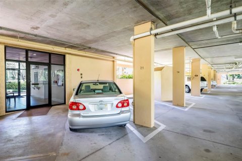 Condo in Clearwater, Florida, 1 bedroom № 2208887 - photo 29