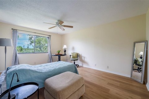 Condo in Clearwater, Florida, 1 bedroom № 2208887 - photo 27