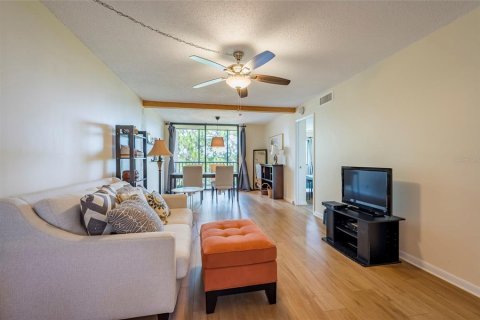 Condo in Clearwater, Florida, 1 bedroom № 2208887 - photo 10