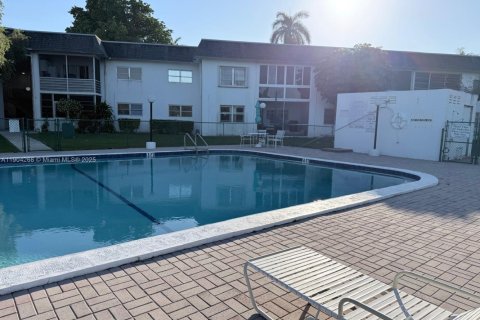 Copropriété à vendre à Margate, Floride: 2 chambres, 92.9 m2 № 1972088 - photo 7