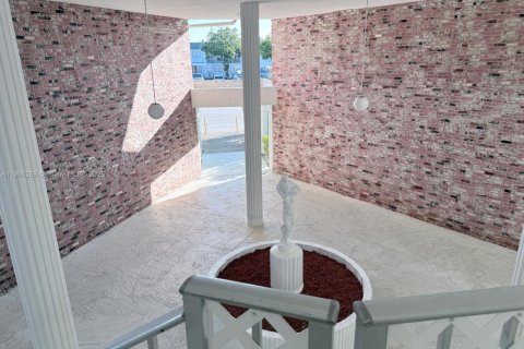 Copropriété à vendre à Margate, Floride: 2 chambres, 92.9 m2 № 1972088 - photo 9