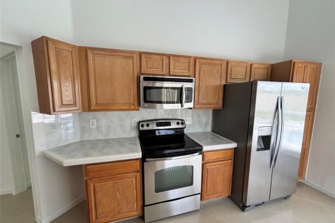 Villa ou maison à louer à Margate, Floride: 3 chambres, 137.68 m2 № 2086274 - photo 11