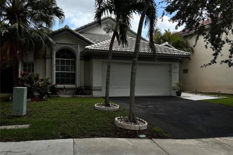 Villa ou maison à louer à Margate, Floride: 3 chambres, 137.68 m2 № 2086274 - photo 5