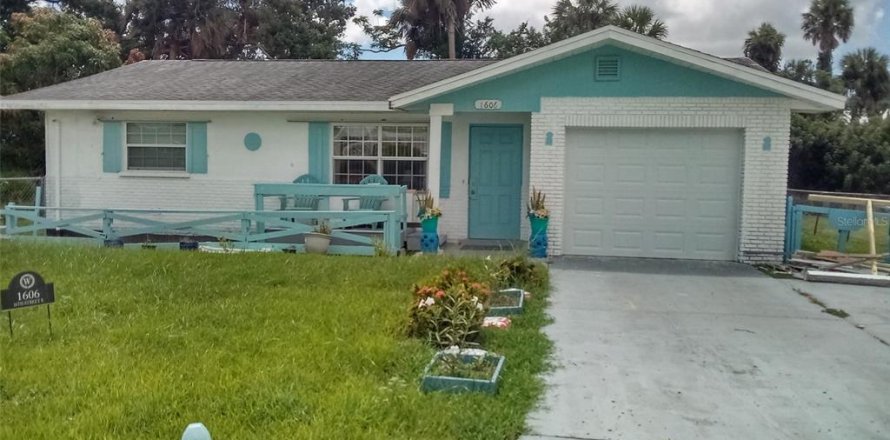 House in Bradenton, Florida 2 bedrooms, 100.89 sq.m. № 1883066