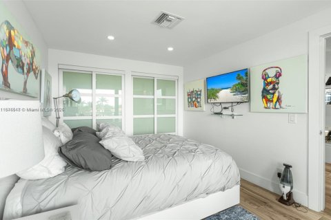 Condo in Fort Lauderdale, Florida, 2 bedrooms  № 1923463 - photo 19