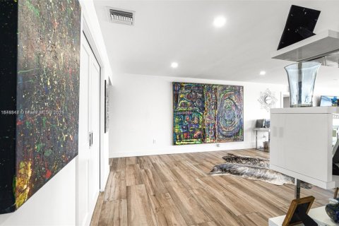 Condo in Fort Lauderdale, Florida, 2 bedrooms  № 1923463 - photo 8