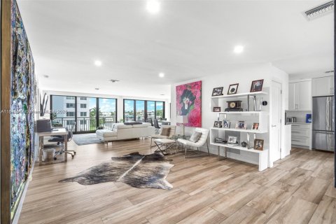 Condo in Fort Lauderdale, Florida, 2 bedrooms  № 1923463 - photo 3