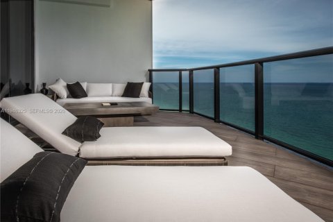 Condo in Sunny Isles Beach, Florida, 3 bedrooms № 2089132 - photo 9