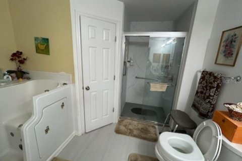Купить виллу или дом в Норт-Порт, Флорида 6 комнат, 203.64м2, № 1841407 - фото 11