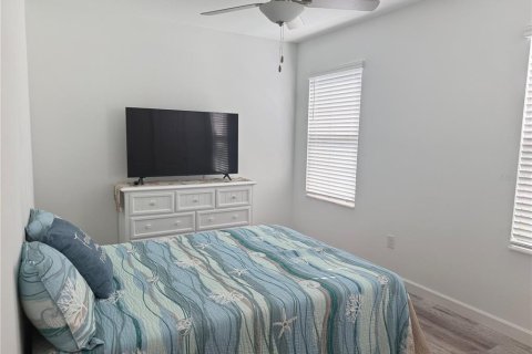 House in Wimauma, Florida 2 bedrooms, 149.94 sq.m. № 1910225 - photo 30