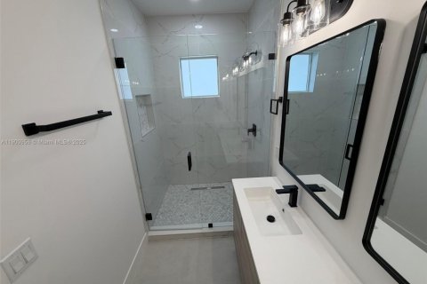 Townhouse in Miami, Florida 3 bedrooms № 1953434 - photo 29