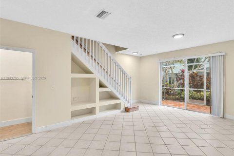 Touwnhouse à louer à Weston, Floride: 2 chambres, 105.07 m2 № 2001927 - photo 16