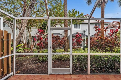 Touwnhouse à louer à Weston, Floride: 2 chambres, 105.07 m2 № 2001927 - photo 3