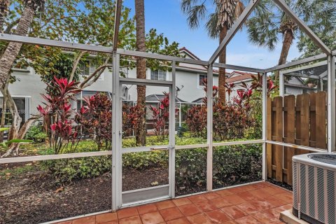 Touwnhouse à louer à Weston, Floride: 2 chambres, 105.07 m2 № 2001927 - photo 18