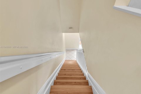 Touwnhouse à louer à Weston, Floride: 2 chambres, 105.07 m2 № 2001927 - photo 22