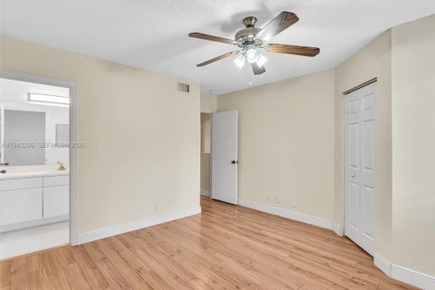 Touwnhouse à louer à Weston, Floride: 2 chambres, 105.07 m2 № 2001927 - photo 27