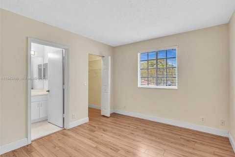 Touwnhouse à louer à Weston, Floride: 2 chambres, 105.07 m2 № 2001927 - photo 28