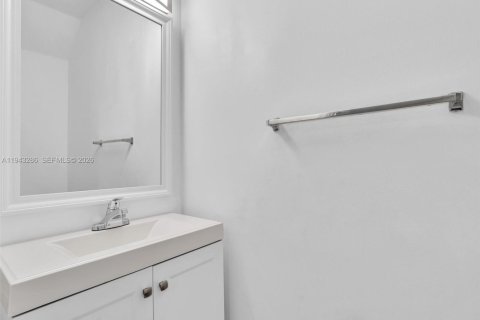 Touwnhouse à louer à Weston, Floride: 2 chambres, 105.07 m2 № 2001927 - photo 21